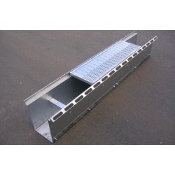 Caniveaux et caillebotis de ventilation - Lecitech avec pattes de scellement et pièces de raccordement