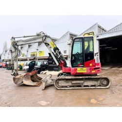Takeuchi TB280FR pelle à chenille 8T