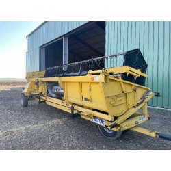 Moissonneuse-batteuse New Holland TX 64 Plus – Coupe 5,00m – Occasion en bon état