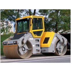 Compacteur Tandem vibrant 140 /160 cm, utilisé pour le compactage d'enrobés - disponible en location