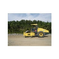 Bw 212 d-40 rouleau monocylindre efficace, fiable, robuste - bomag - poids 10900 kg.