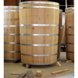 Cuves et foudres en chêne français - Contenances de 10 à 110 hL - Fabrication sur-mesure par le Groupe Vicard