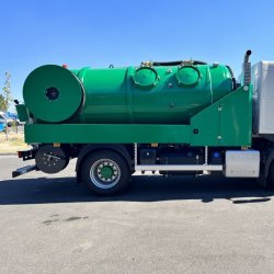 Combiné hydrocureur 16T personnalisable - Débit de 90L/min à 175bars, à 37L/min à 400bars