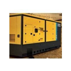 Groupe électrogène industriel QES Atlas Copco - Modèles QES 85 à QES 500 avec capot anticorrosion et moteur John Deere/Volvo