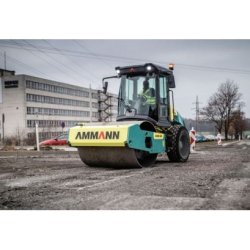 Compacteur monocylindre 170 cm, utilisé pour le compactage de plateformes, des enrochements sur les chantiers de construction routière - disponible en location