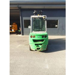 Chariot élévateur diesel CESAB M330D 2470 - disponible en occasion et en location de courte à longue durée