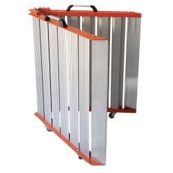 Rampe d'accès ERP pliante en aluminium - 02051 - antidérapante, robuste et facile à manipuler