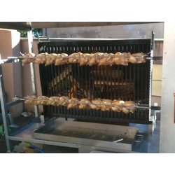 Tournebroche sur remorque - idéal pour méchoui au feu de bois - disponible en location pour événements