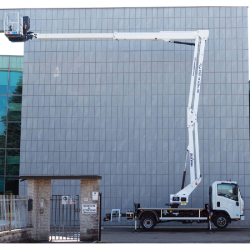 Nacelle Snake 20FB  conçue pour les travaux en hauteur jusqu'à 19,8 m à Grenoble, Lyon, Valence, Rhône-Alpes -  disponible en achat neuf et en location de courte à longue durée