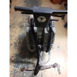 Autolaveuse à câble Numatic TT345T - entièrement révisée pour sols carrelés, peints ou béton lisse