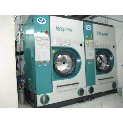 Machine de nettoyage à sec avec distillateur