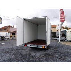 Remorque fourgon HUMBAUR 5219 / 5227 - 2 essieux, roues dessous, parois sandwich 45 mm, PTAC 3000 kg