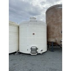 Cuve Rousseau 150 hl - blanche, fond plat Ø 2700, hauteur 3255, avec porte 420 x 530, 2 vannes Ø 40, trappe DN 500