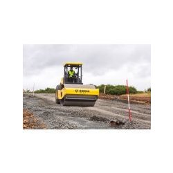 BW 211 D-5 - Rouleau monocylindre Bomag très performant - 10 600 kg - Tier 3