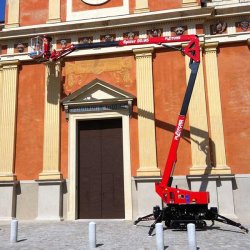 Nacelle araignée sur chenille performante et légère, capacité de charge de 230kg avec une hauteur de travail de 19.40m - SPIDER 20.95