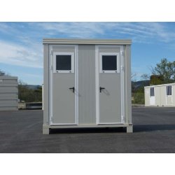 Bungalow sanitaire de chantier avec un WC à l'anglaise, une douche et un lave-mains -  SD1