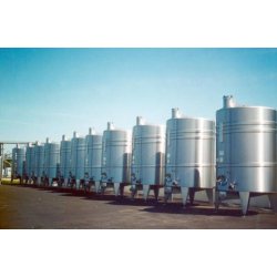 Cuve toit conique et fond conique - avec goulotte et toit excentré