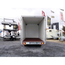 Remorque fourgon - Humbaur 5216 / 5224 - 2 essieux freinés, panneaux sandwich 45 mm, PTAC 3000 kg