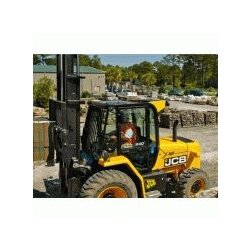 940 - Chariot élévateur tout terrain JCB - 4 000 kg - Moteur EcoMAX - Hauteur de levage jusqu'à 6,7 m