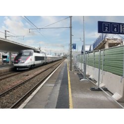 Barrière de sécurité conçue pour sécuriser les chantiers de construction - Klostab