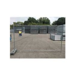 M350 - Clôture grillagée mobile - Plaka Group - Mailles 103 x 355 mm - Soudure continue et galvanisation