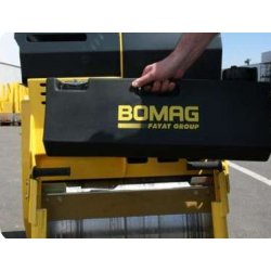 Rouleau monocylindre à guidage manuel BW 71 E - 2 Bomag - 710 mm - 3.4 Kw - 488 Kg
