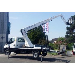 Scorpion 2112 j sur iveco camion nacelle - oil & steel france - 21m