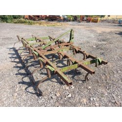 Déchaumeur John Deere 410 - Chisel lourd 21 dents à ressorts - Largeur 4,1m - Occasion