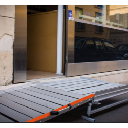 Plateforme pliante pour sortie équerre en aluminium