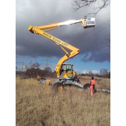Nacelle araignée PUMA 42GTX - Hauteur 42m - 300kg/400kg - Automotrice et tout-terrain