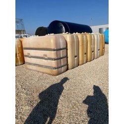 Conteneur plastique ex stockage fioul 2500 L - nettoyé et dégazé - occ ref : w00252302005p - Dabert-Citernes