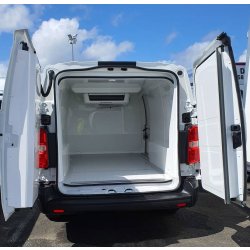 Véhicule frigorifique Cellule intégrée IsoCity – Toyota Proace