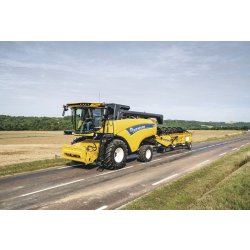 Cx5.50 - Tier 4b Moissonneuse Batteuse - New Holland - Trémie 8300L/7300L - Largeur de coupe 4,57m à 7,62m - Puissance 220kW/300ch