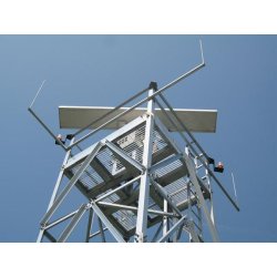 Installation autoportante de fabrication – tour en treillis pour télécommunications GSM/Mobile/Telecom – 10 à 200m – galvanisation ou peinture à chaud
