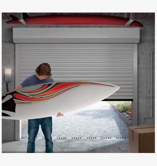 Porte de garage enroulable motorisée Castellane - sur mesure, esthétique et sécurisée_2