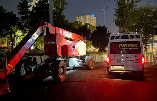 Service de réparation de flexibles hydrauliques sur site : Interventions rapides et professionnelles - PIRTEK_2