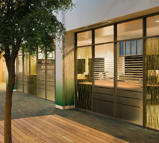 Cloison acoustique H9 adaptée aux aménagements de bureaux