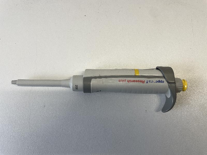 Micropipette monocanal Eppendorf Research plus | 20 - 200_2