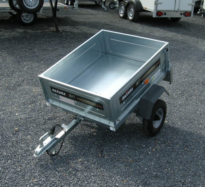 Remorque Daxara 107 avec feux encastrés et protégés