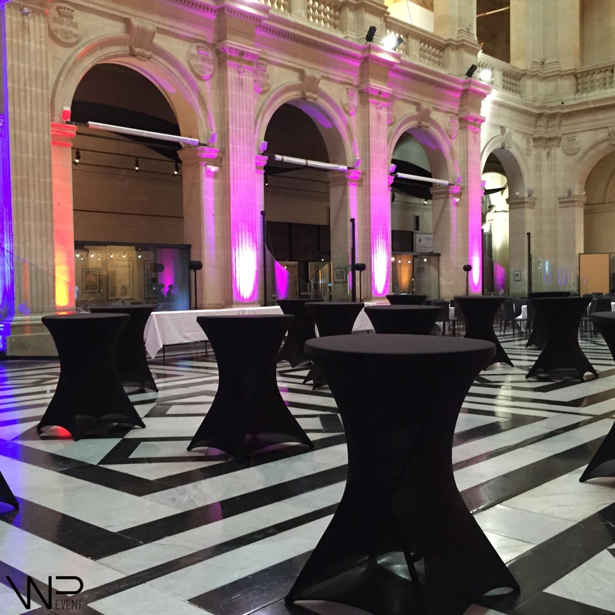 Housse de mange-debout noire - 110x80 cm - élasthanne et polyester - usage intérieur/extérieur_2