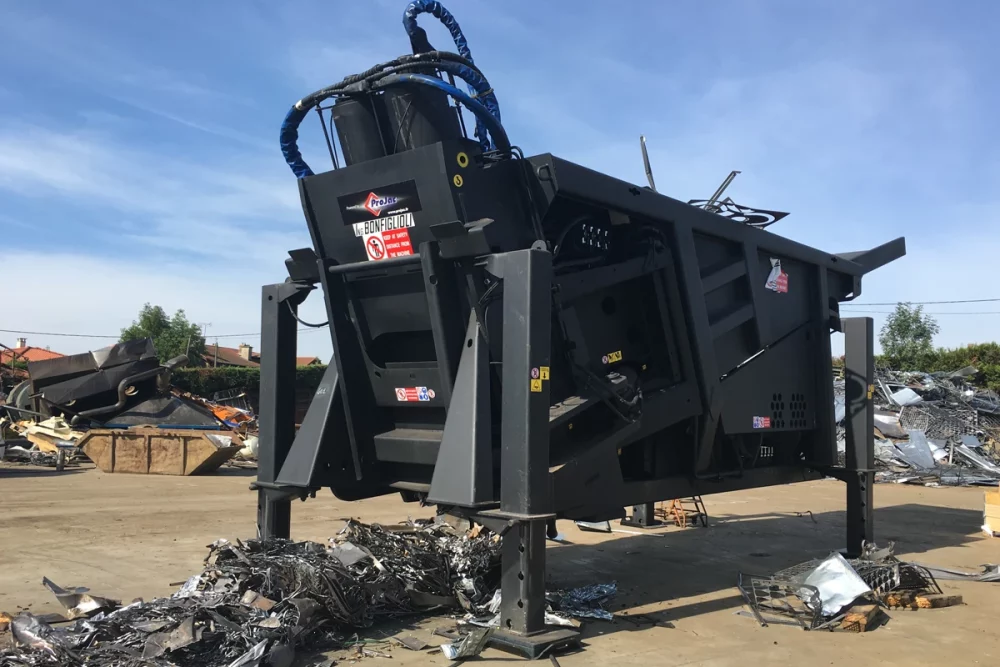 Presse-cisaille verticale autonome et mobile - Jusqu'à 3000T de force de coupe - i.CUT-2000_2