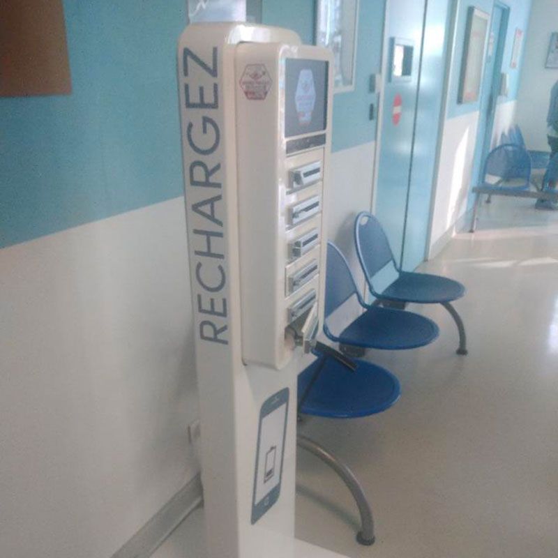 Borne de recharge de téléphones Compact Plus - 6 casiers sécurisés avec serrure à code ou RFID_2