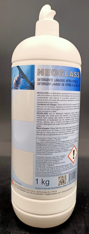 Kemika NEOGLASS detergent pour le lavage des VITRES a la raclette ph: 6.5 ± 0.5 1l ou 5l_2