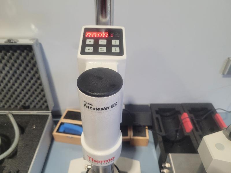Viscosimètre THERMO HAAKE Viscotester 550 avec Système de mesure Plate-Cone PK 100 D_2