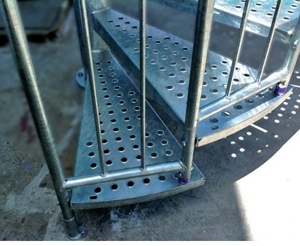 Escalier hélicoïdal stairbat - acbi - hauteur des marches 185 mm - largeur de passage 800 ou 900 mm - diamètre 1880 et 2080 mm_3