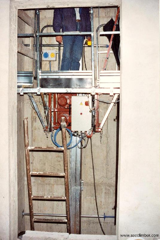 Plate-forme motorisée p08_3