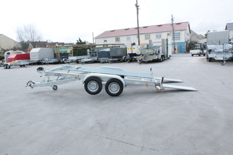Remorque double essieux lider 39740 pour transport de véhicules jusqu'à 2000 kg