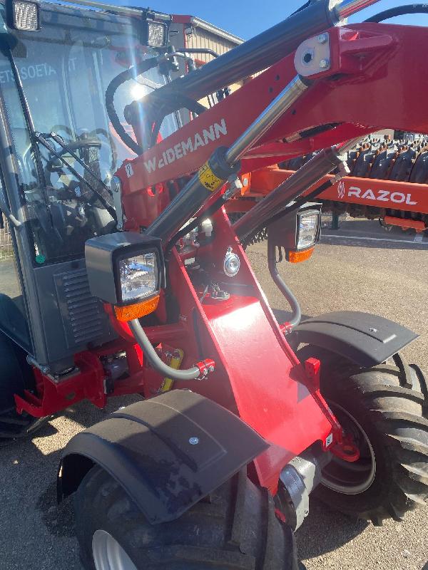Weidemann 1280 + Pelle à pince Weidemann 1300 - Machine de démonstration haut de gamme - 2023 - 150h_2