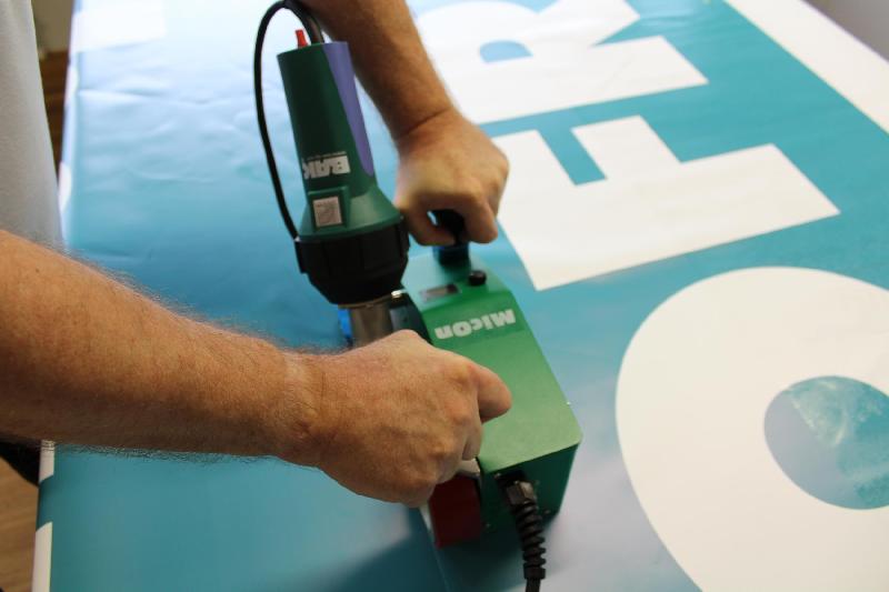 Machine à souder semi-automatique MicOn - idéale pour membranes thermoplastiques avec vitesse et température réglables_2