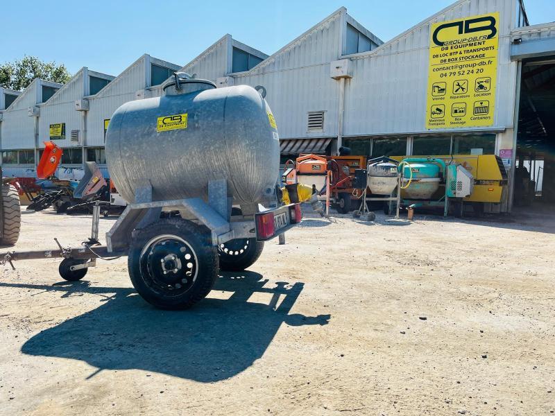 Cuve 500L sur remorque TR0500L_2
